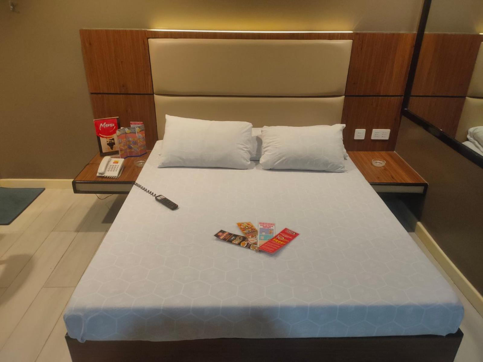 Hotel Sogo Macapagal Paranaque City Esterno foto