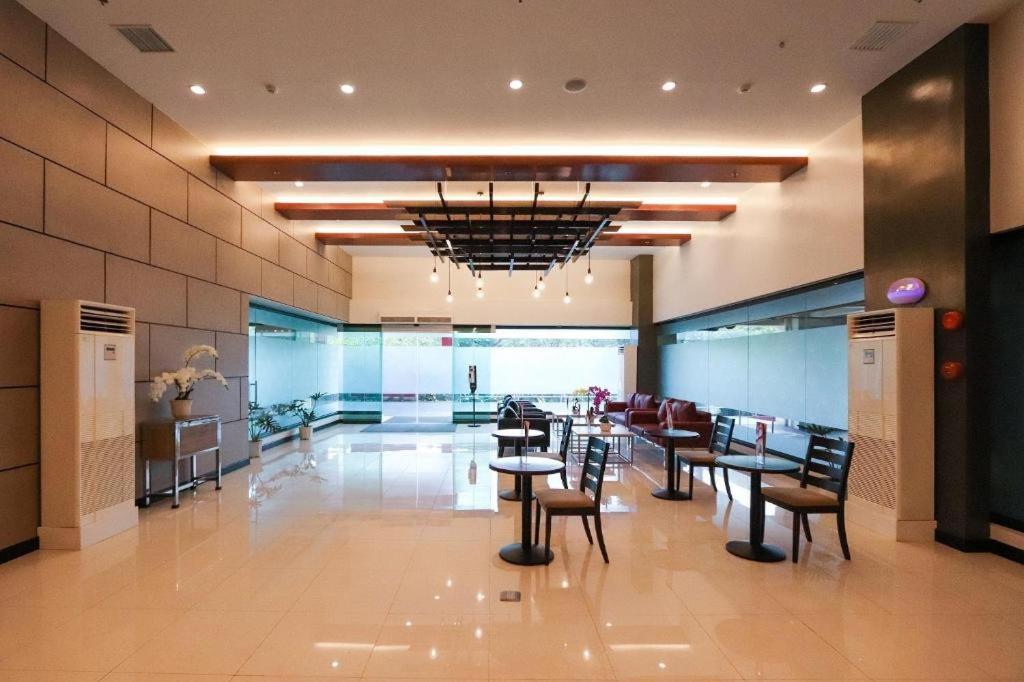 Hotel Sogo Macapagal Paranaque City Esterno foto