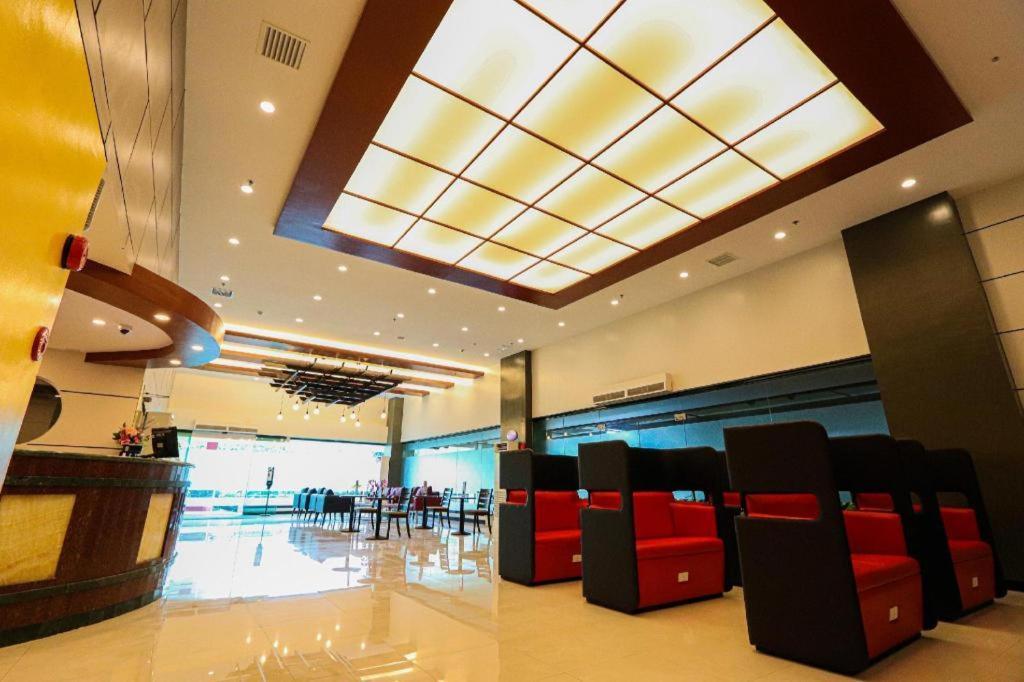 Hotel Sogo Macapagal Paranaque City Esterno foto